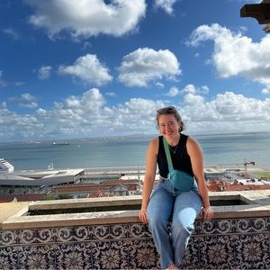 Meet your Posher, Steph